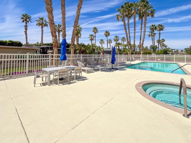 80394 Ave 48, Indio CA: https://media.crmls.org/mediaz/c53db8a6-2518-4ab0-8560-eedbd0ad4eb5.jpg