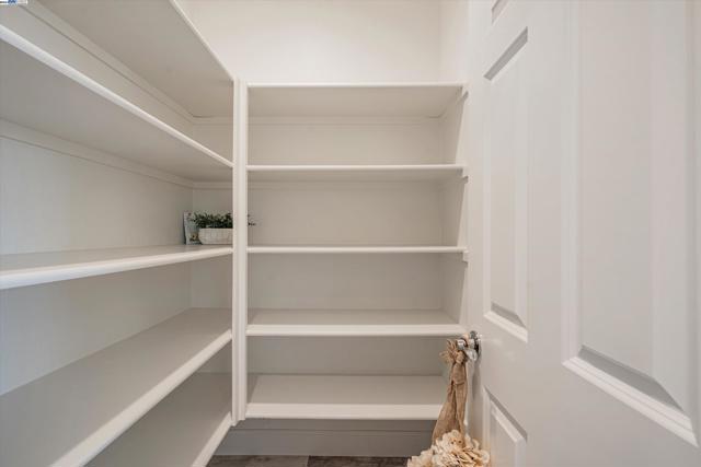 Image 27 of 60 For 5529 Mountain Ridge Way