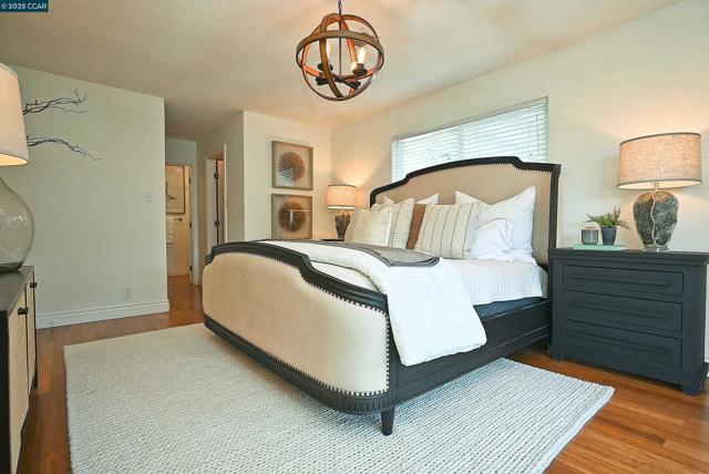1250 Saint Louis Drive, Concord CA: https://media.crmls.org/mediaz/c53df260-7abc-4c45-b866-002158d7f5bd.jpg