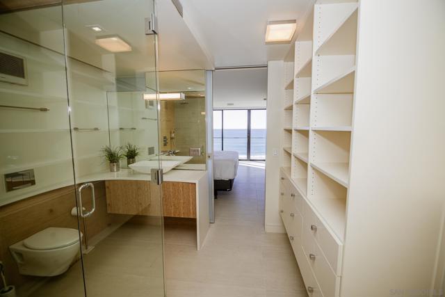 Image 34 of 38 For 4767 Ocean Blvd  712