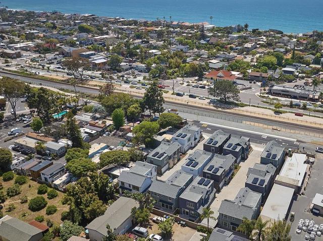 569 N Vulcan Ave, Encinitas CA: https://media.crmls.org/mediaz/c53f6a16-99c6-4987-b8e1-ae8f9ca1fab3.jpg