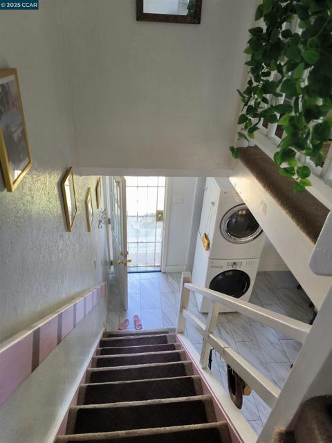 13 Werden St, Vallejo CA: https://media.crmls.org/mediaz/c53fb702-6221-40e7-ac52-e5e3ccd2371d.jpg