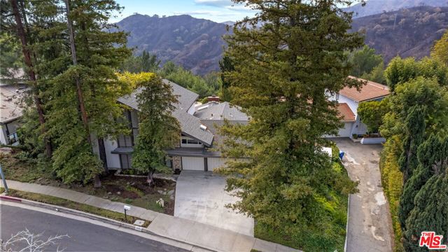 Drew Fenton | 2501 La Condesa Drive Los Angeles CA | MLS: 7163436