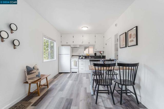 Image 20 of 41 For 2815 San Luis St