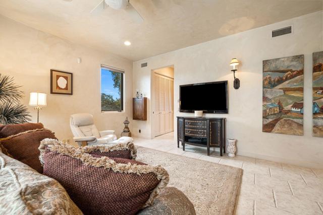 49240 Jfk Trail, Palm Desert CA: https://media.crmls.org/mediaz/c5413792-0551-4dbd-a3c4-df44a285e7e4.jpg