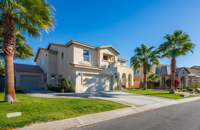 37434 Bradford Drive, Indio CA: https://media.crmls.org/mediaz/c542a81b-79a5-453c-857e-06613e034c60.jpg