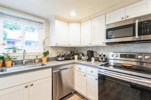 14225 Lora Drive, Los Gatos CA: https://media.crmls.org/mediaz/c54390fb-2616-4be2-9758-a2e5f4c20878.jpg