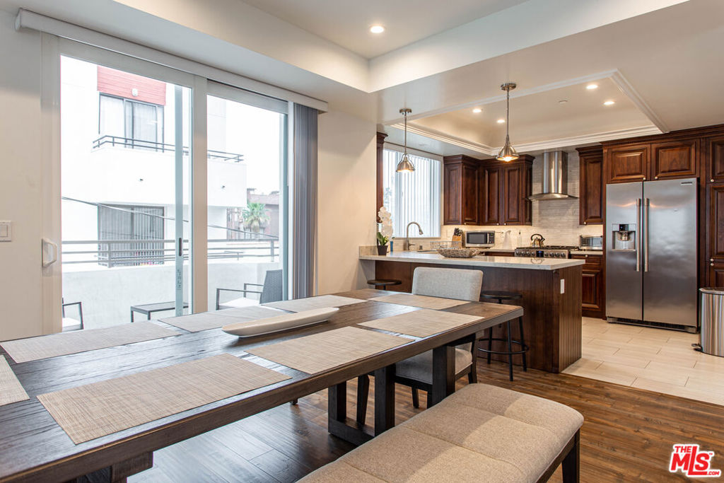 907 S Shenandoah Street #302