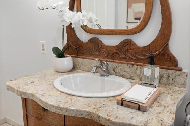 2 Corte Camellia, Millbrae CA: https://media.crmls.org/mediaz/c54555e2-4323-4891-a11e-8664e80e69cb.jpg