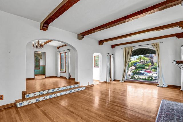 3114 Dumas St, San Diego CA: https://media.crmls.org/mediaz/c545df7a-c9a9-4f1c-88a6-d56b2736d577.jpg