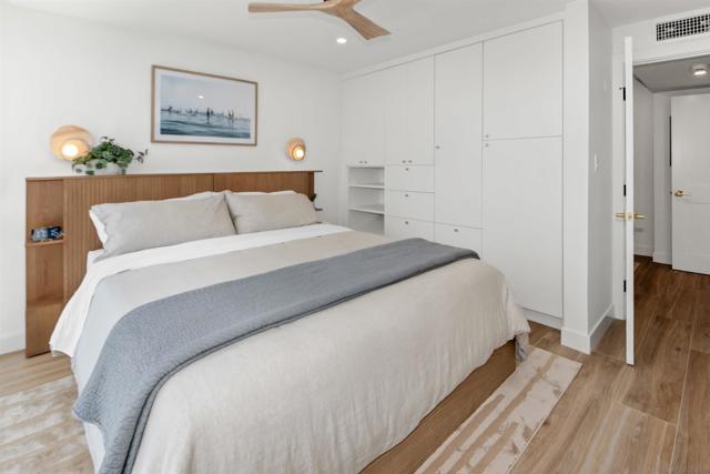 1830 Avenida Del Mundo, Coronado CA: https://media.crmls.org/mediaz/c546bc5f-60b3-4ee1-bf57-b2c1c07fbadd.jpg