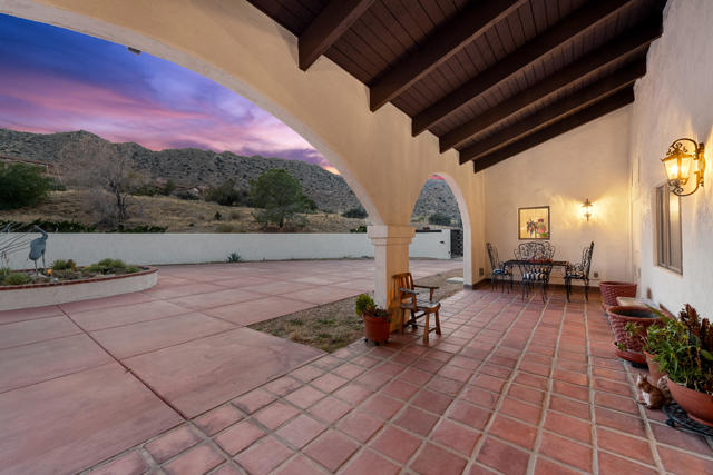 Image 61 of 108 For 56375 Bighorn Drive