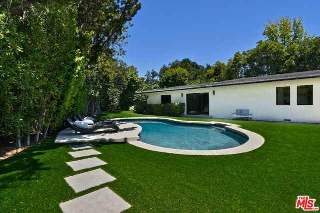 3221 Elvido Drive, Los Angeles CA: https://media.crmls.org/mediaz/c548b345-1e6b-4d5e-9a78-96bca1a8e9d4.jpg