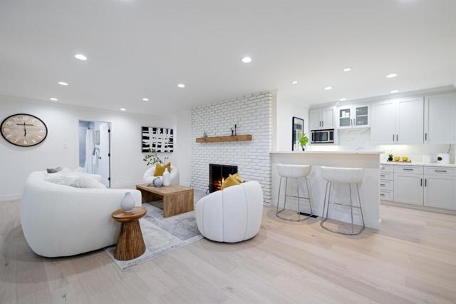 2109 Arthur Avenue, Belmont CA: https://media.crmls.org/mediaz/c54a2bd3-24c2-47dc-83b7-443fb25b9ef2.jpg