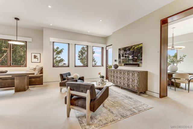 8070 La Jolla Scenic Dr N, La Jolla CA: https://media.crmls.org/mediaz/c54a8dd6-a400-40c5-92d8-7bc01db23276.jpg