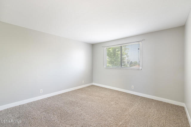 11554 Chestnut Ridge Street, Moorpark CA: https://media.crmls.org/mediaz/c54b7653-9764-46b1-9c70-84765a425953.jpg