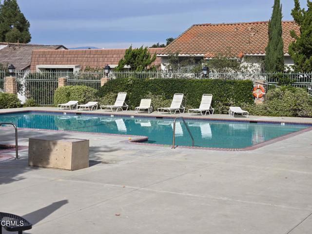 Detail Gallery Image 8 of 12 For 234 Green Lea Pl, Thousand Oaks,  CA 91361 - 3 Beds | 2 Baths