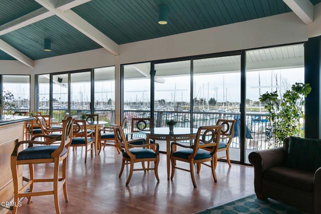 2901 Peninsula Road, Oxnard CA: https://media.crmls.org/mediaz/c54dd684-029e-4159-854f-e5309cc47c6f.jpg