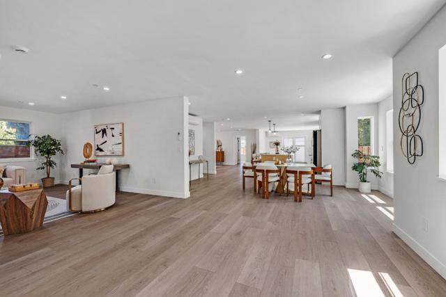 35 Arch Street, Redwood City CA: https://media.crmls.org/mediaz/c54eb021-1625-42d2-8851-da2d5c422163.jpg
