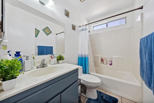 66765 Ironwood Drive, Desert Hot Springs CA: https://media.crmls.org/mediaz/c54ffcdd-f8a3-4c67-ae08-feadd4fefd58.jpg