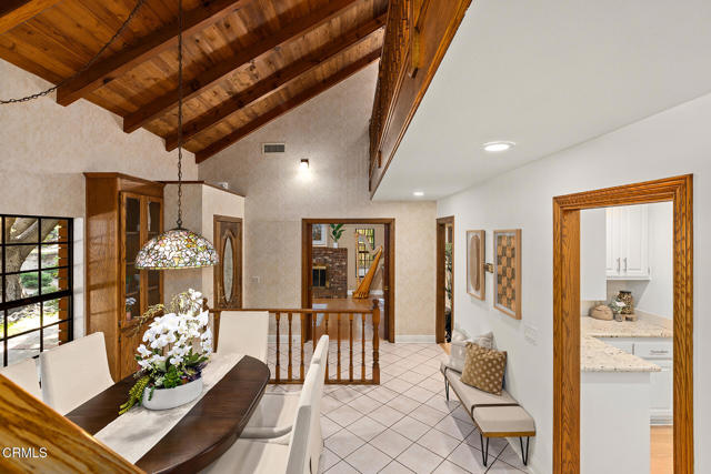 Detail Gallery Image 14 of 27 For 23 Hidden Valley Rd, Monrovia,  CA 91016 - 3 Beds | 2/1 Baths