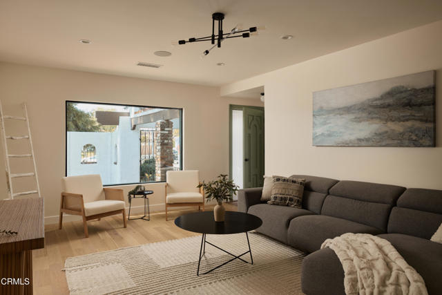 Detail Gallery Image 20 of 61 For 6900 Lurline Ave, Los Angeles,  CA 91306 - 6 Beds | 5 Baths