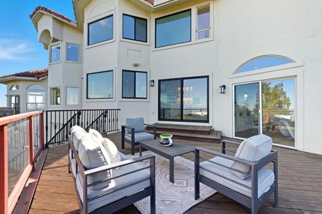 1 Lewis Ranch Road, San Carlos CA: https://media.crmls.org/mediaz/c552951b-60c9-4f01-bc48-0d2bc8f3afa4.jpg