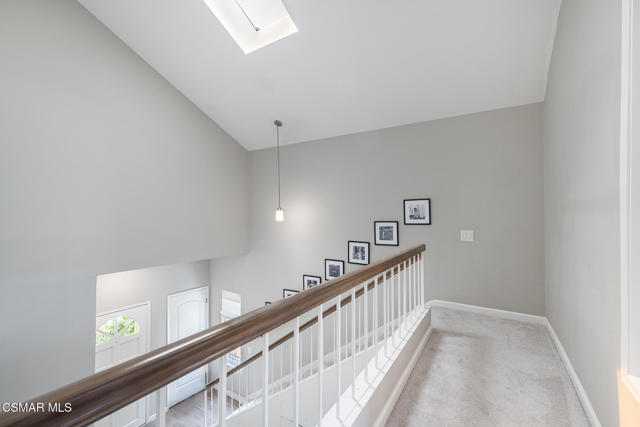 4427 Skyglen Court, Moorpark CA: https://media.crmls.org/mediaz/c552f995-cb46-47ef-8aaf-5f9436e61717.jpg