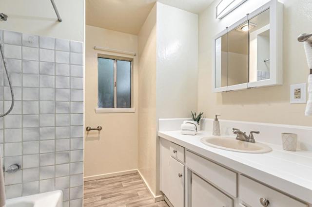4865 Highway 9, Felton CA: https://media.crmls.org/mediaz/c553c858-70af-49d8-9ddb-0c68960f4e1b.jpg