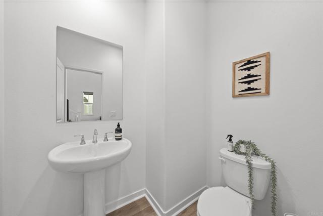 Detail Gallery Image 8 of 29 For 45218 via Vela, Temecula,  CA 92592 - 3 Beds | 2/1 Baths