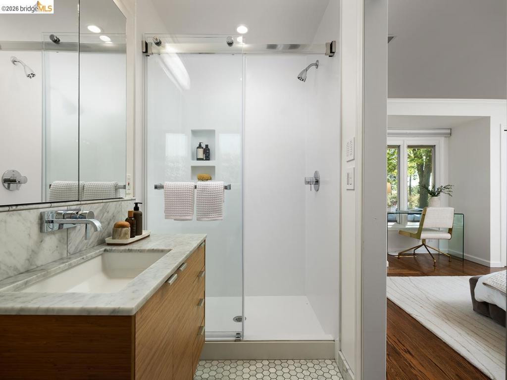 MLS #41129888 image #32