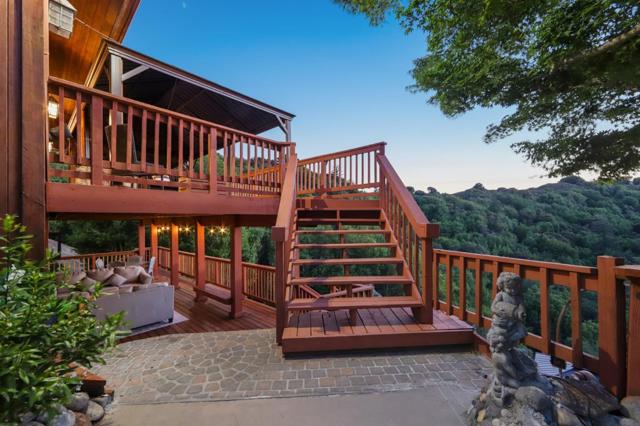 16012 Flintlock Road, Cupertino CA: https://media.crmls.org/mediaz/c5568b0d-cc0d-4b84-90ad-0027e3ae1b0a.jpg