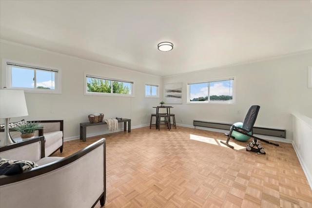 Image 20 of 34 For 1231 Claremont Drive