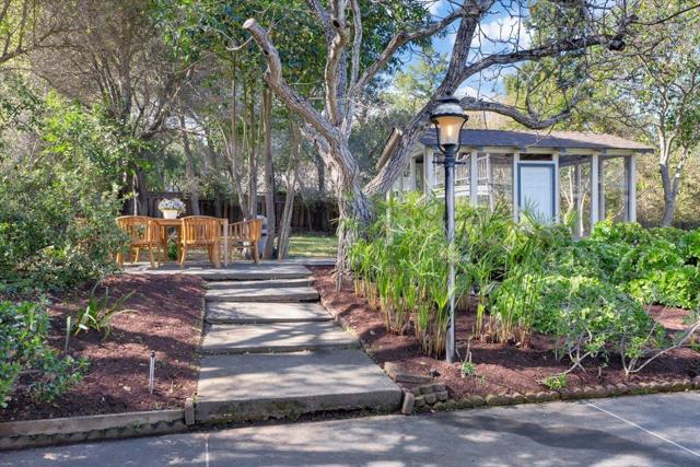 14721 Live Oak Lane, Saratoga CA: https://media.crmls.org/mediaz/c557b7f1-6b4f-4a8f-a8da-b4b00a91756b.jpg