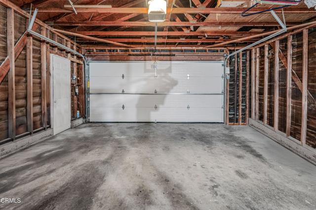 Detail Gallery Image 26 of 38 For 1805 Hillary Ct, Simi Valley,  CA 93065 - 5 Beds | 3 Baths