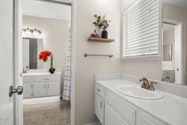 71 Mount Whitney Court, Ventura CA: https://media.crmls.org/mediaz/c5580ea6-df32-41ba-910a-aea3c33f5fb1.jpg