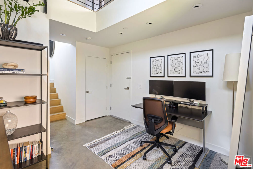 MLS #25596261 image #16