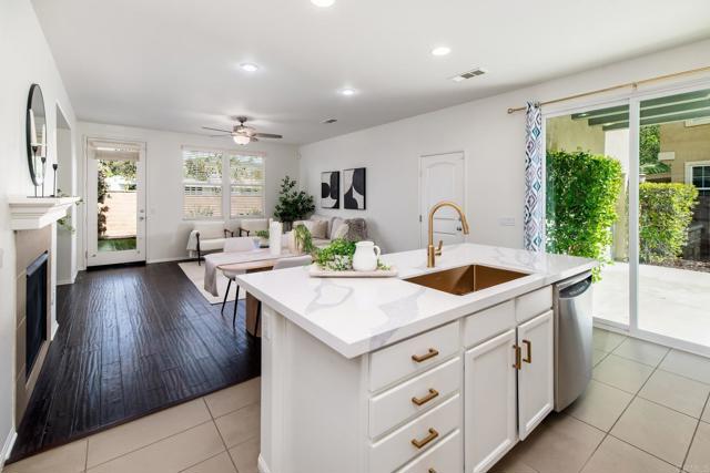 3428 Filoli Circle, Carlsbad CA: https://media.crmls.org/mediaz/c5591bd2-16ed-4fc0-8577-50f77fcac0b2.jpg