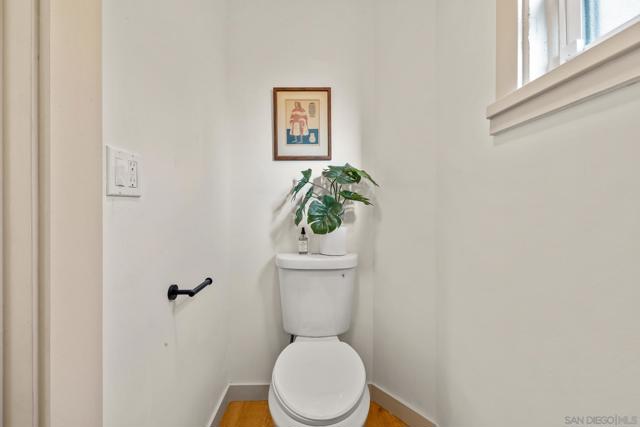 1203 N Normandie Ave, Los Angeles CA: https://media.crmls.org/mediaz/c55b8595-6eae-4e56-acb3-bfa96777ecd2.jpg