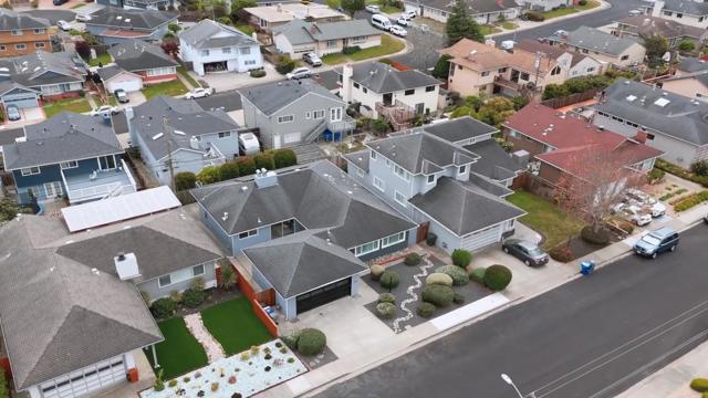 439 Yellowstone Drive, South San Francisco CA: https://media.crmls.org/mediaz/c55d01d2-5e4e-41aa-9d59-00264c6f9c40.jpg