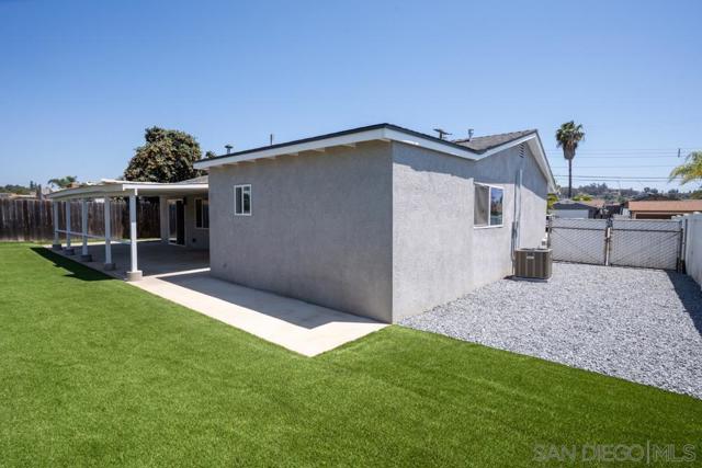 1610 Dumar Ave, El Cajon CA: https://media.crmls.org/mediaz/c55dfb02-4793-4e4e-aecb-364857726715.jpg