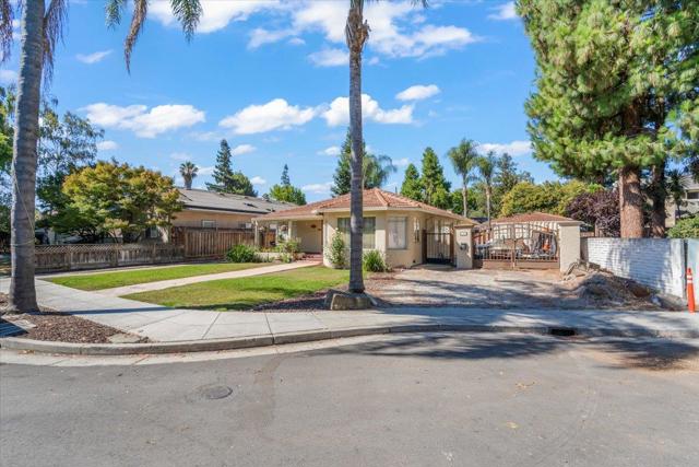 1151 Spencer Avenue, San Jose CA: https://media.crmls.org/mediaz/c55e6468-b687-498c-b4e5-5e25753c6a59.jpg