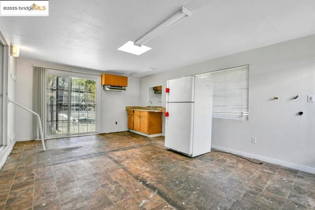 3026 El Monte Ct, Antioch CA: https://media.crmls.org/mediaz/c55e8ec7-1711-474a-bb4c-62ffc1e3d3ea.jpg