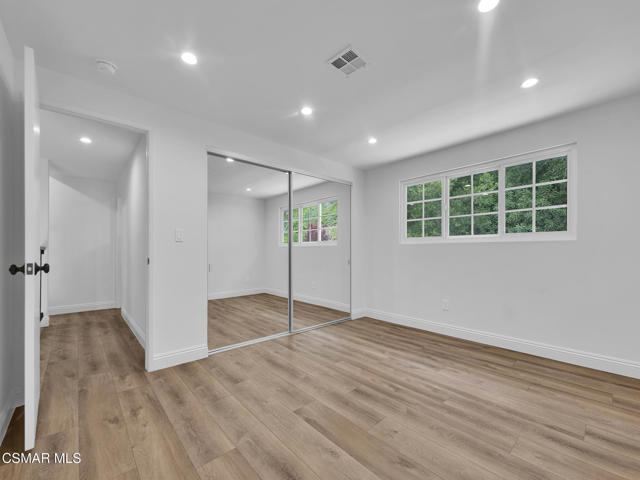 3950 United Road, Agoura Hills CA: https://media.crmls.org/mediaz/c55e93d0-ea54-41b6-b823-407fd6e9384b.jpg