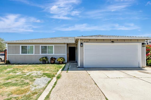 8180 Forest Street, Gilroy CA: https://media.crmls.org/mediaz/c55ec579-391e-48f9-aae1-080ec7ef40b8.jpg