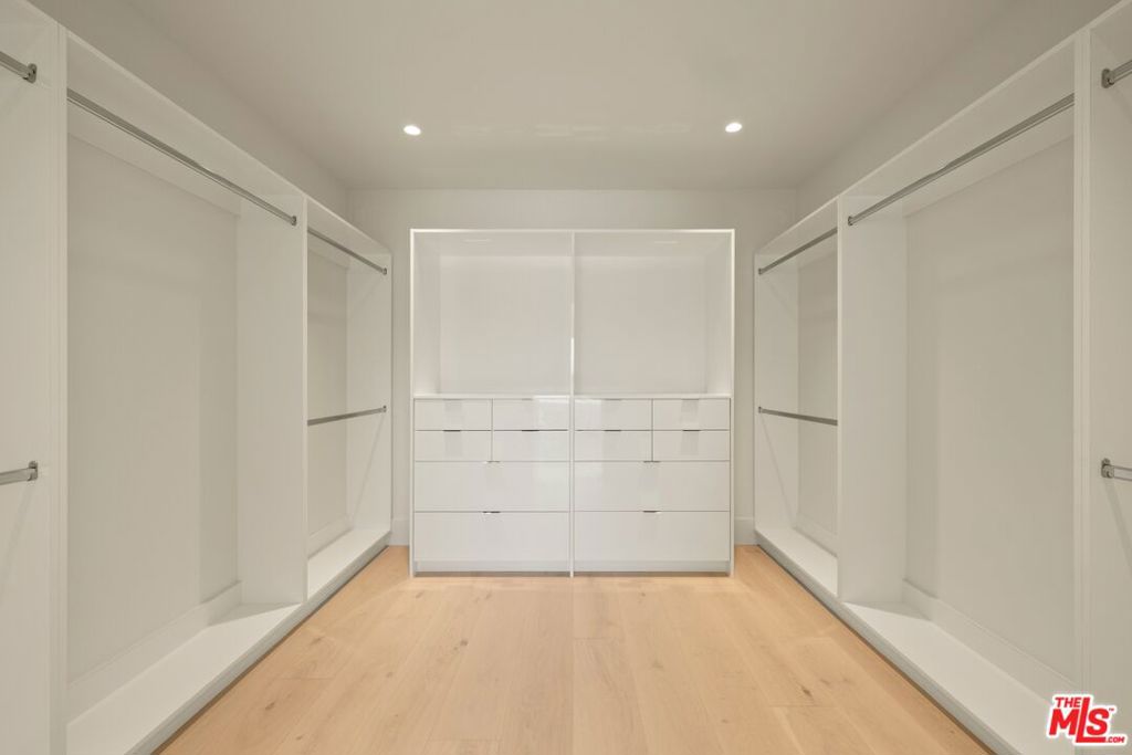 MLS #26850623 image #22