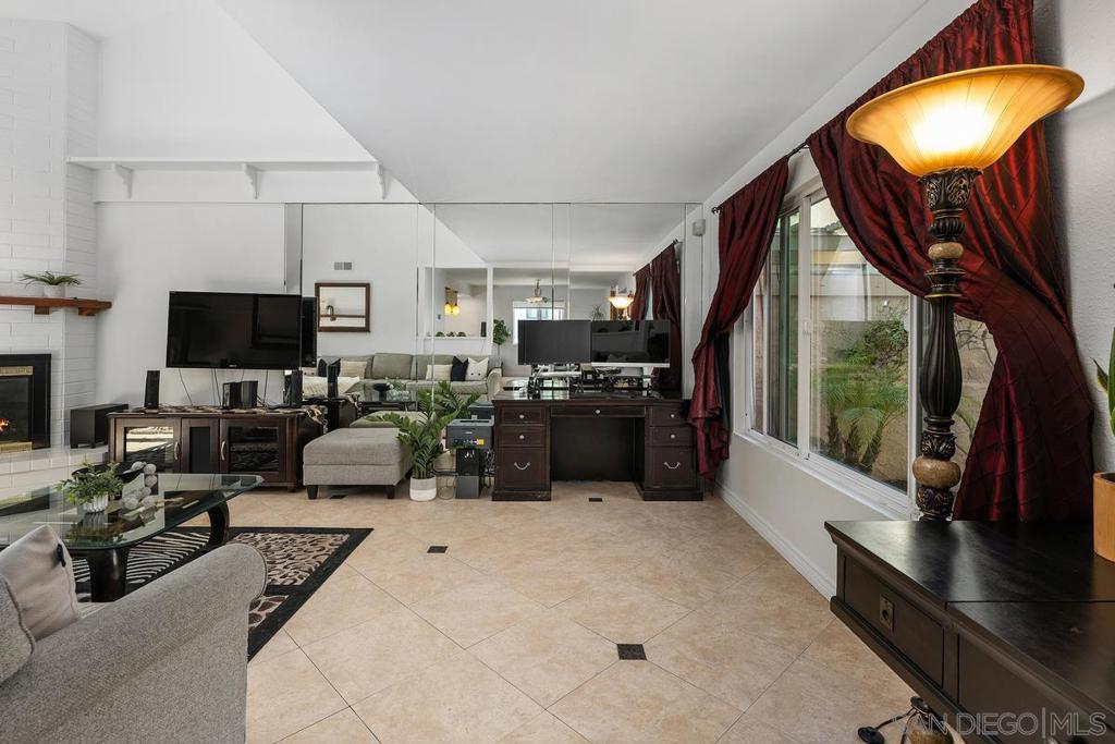 MLS #250035181SD img 14