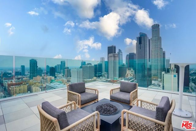 Outdoor Lounge Area
