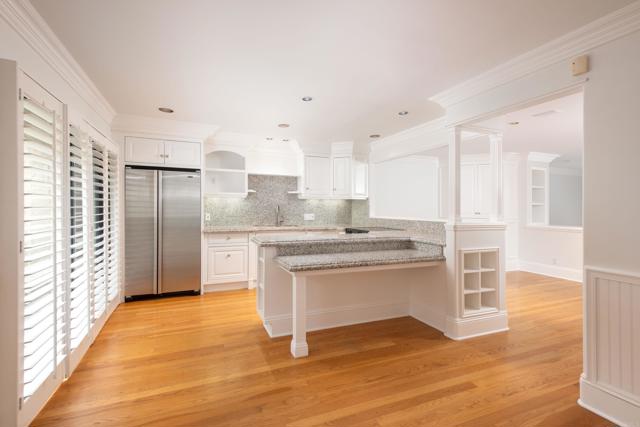 3294 Caminito Eastbluff, La Jolla CA: https://media.crmls.org/mediaz/c56175fd-97fb-4804-a726-8da695469a09.jpg