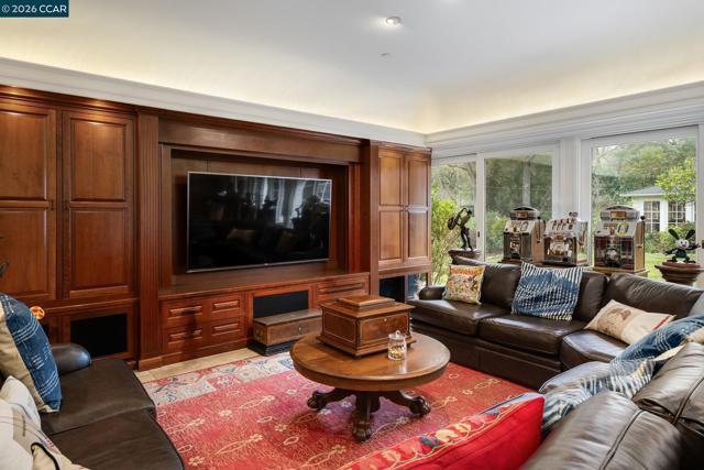 1720 Alameda Diablo, Diablo CA: https://media.crmls.org/mediaz/c561b029-b967-4ff6-bbf4-b8944634cb6f.jpg